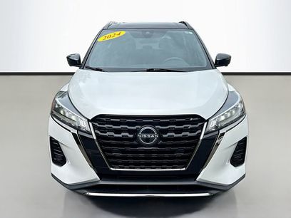 Certified 2024 Nissan Kicks SR