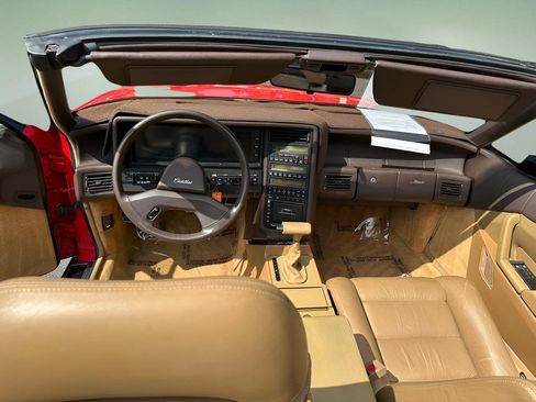 Used 1989 Cadillac Allante image 21