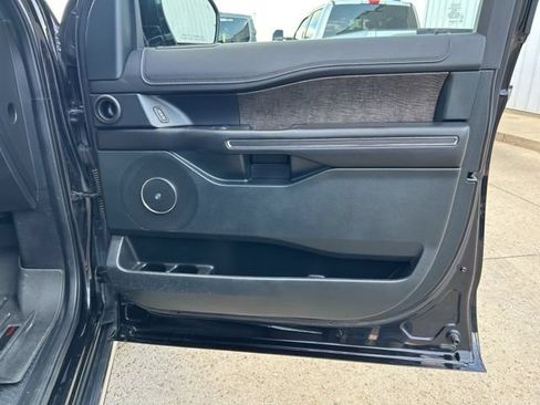 Certified 2020 Ford Expedition Limited AWD/4WD image 23