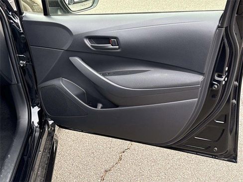 Used 2026 Toyota Corolla LE image 8
