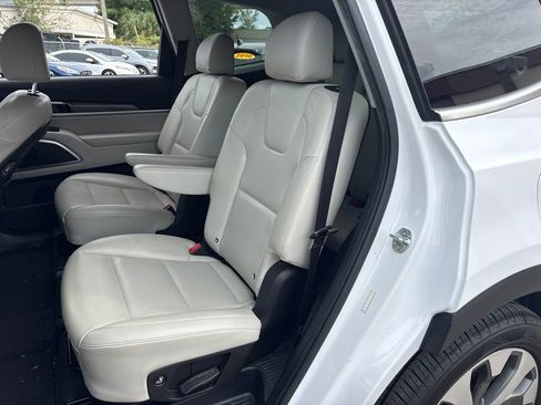 Used 2021 Kia Telluride S FWD image 11