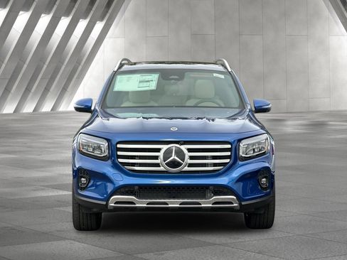 New 2026 Mercedes-Benz GLB 250 4MATIC image 9