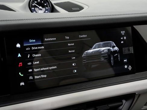 New 2026 Porsche Cayenne GTS image 21