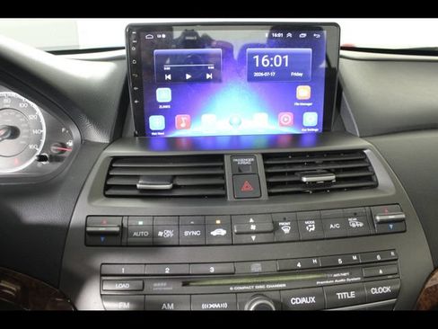 Used 2011 Honda Accord EX-L image 23