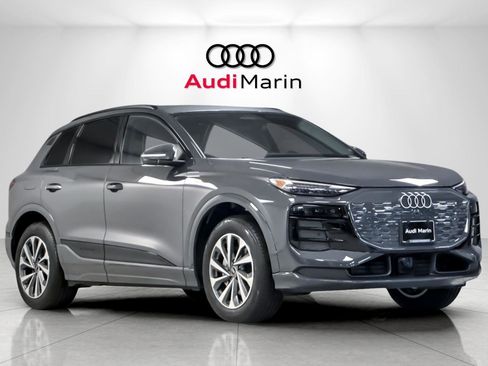 New 2025 Audi Q6 e-tron Premium Plus image 7