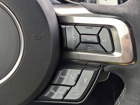 Used 2021 Ford Mustang Shelby GT500 w/ Technology Package image 14