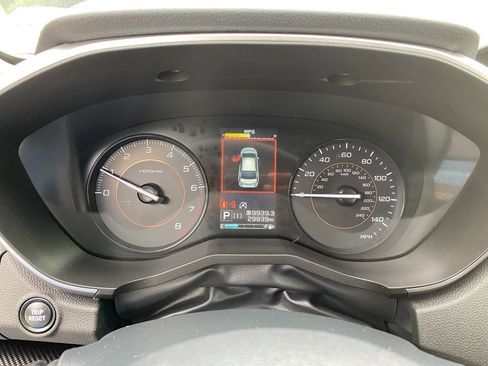 Used 2022 Subaru Crosstrek 2.0i Premium w/ Moonroof Package image 18