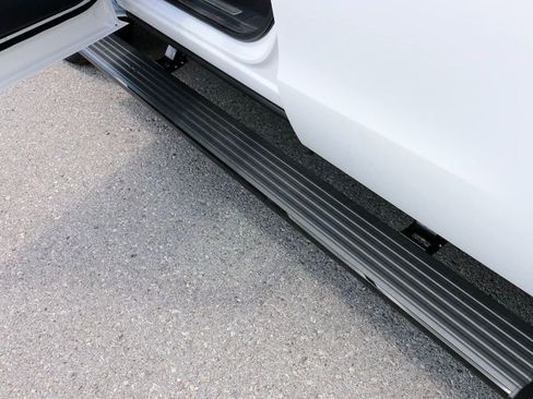 New 2025 Ford Expedition King Ranch image 10