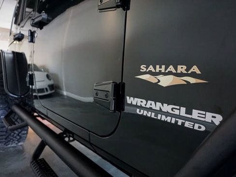 Used 2012 Jeep Wrangler Unlimited Sahara w/ Connectivity Group image 60