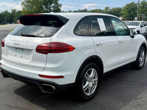 Used 2016 Porsche Cayenne AWD/4WD image 6