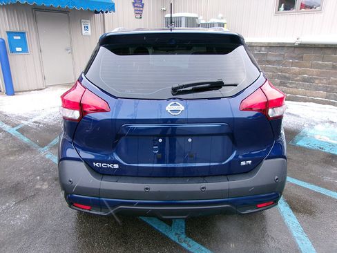 Used 2020 Nissan Kicks SR FWD image 5