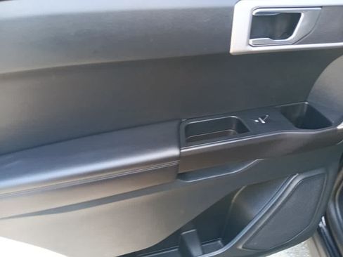 Used 2021 Ford Explorer 4WD image 19