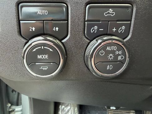 Used 2026 Chevrolet Silverado 1500 RST AWD/4WD image 30