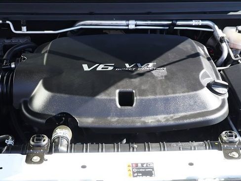 Used 2019 Chevrolet Colorado LT image 54