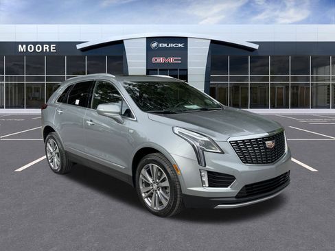 Used 2025 Cadillac XT5 Premium Luxury image 3