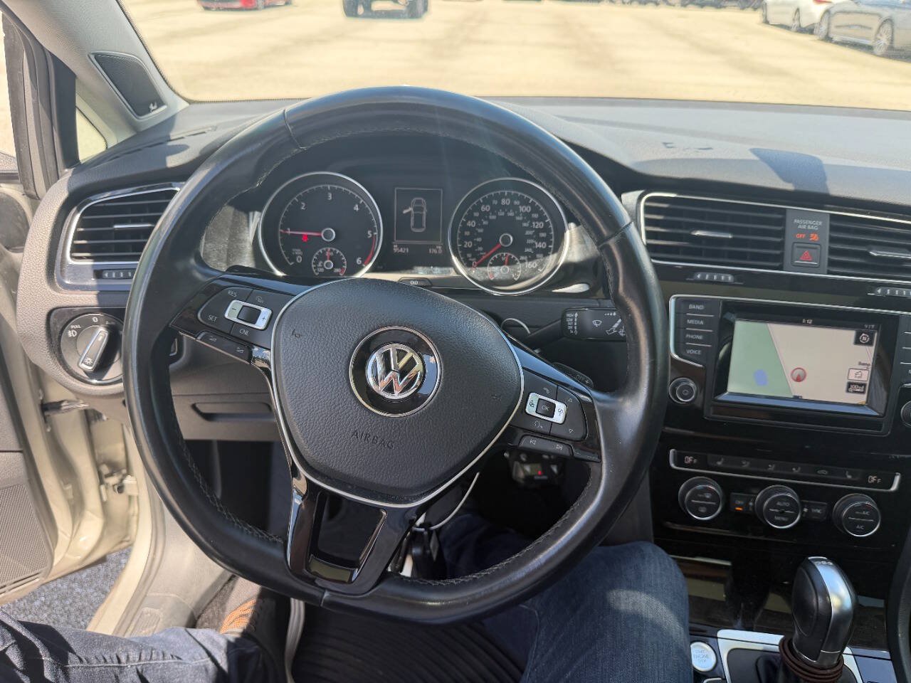 Used 2015 Volkswagen Golf TDI S FWD image 37