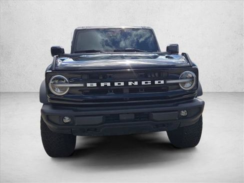 Used 2024 Ford Bronco Outer Banks w/ Sasquatch Package AWD/4WD image 2
