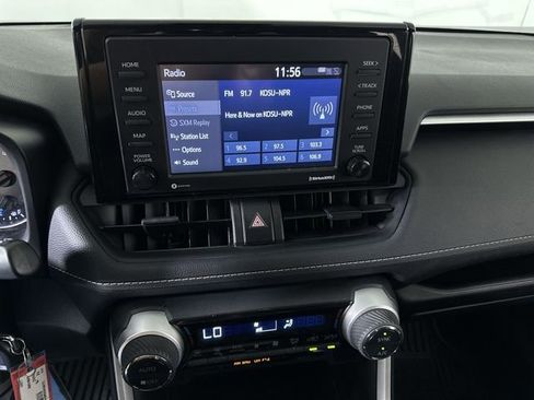 Used 2021 Toyota RAV4 LE AWD/4WD image 13