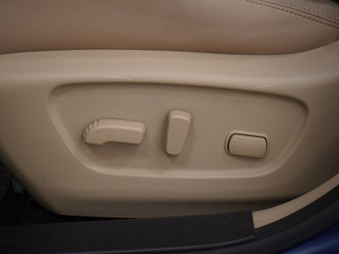 Used 2020 Nissan Rogue SL w/ Premium Package image 29