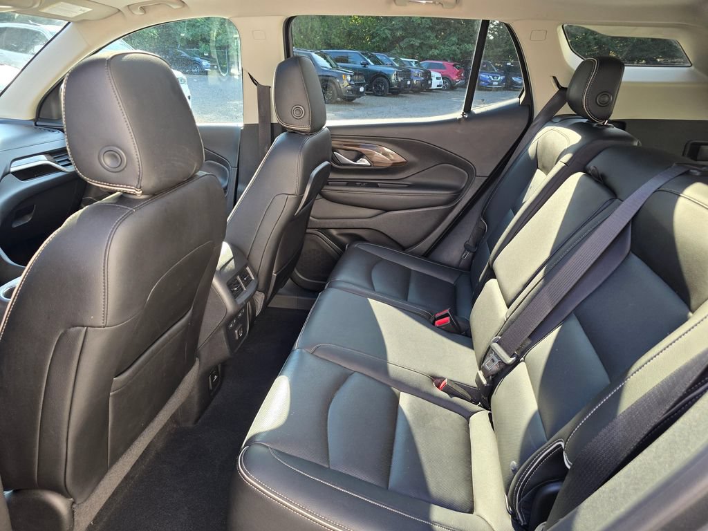 Used 2020 GMC Terrain Denali w/ Denali Premium Package AWD/4WD image 10