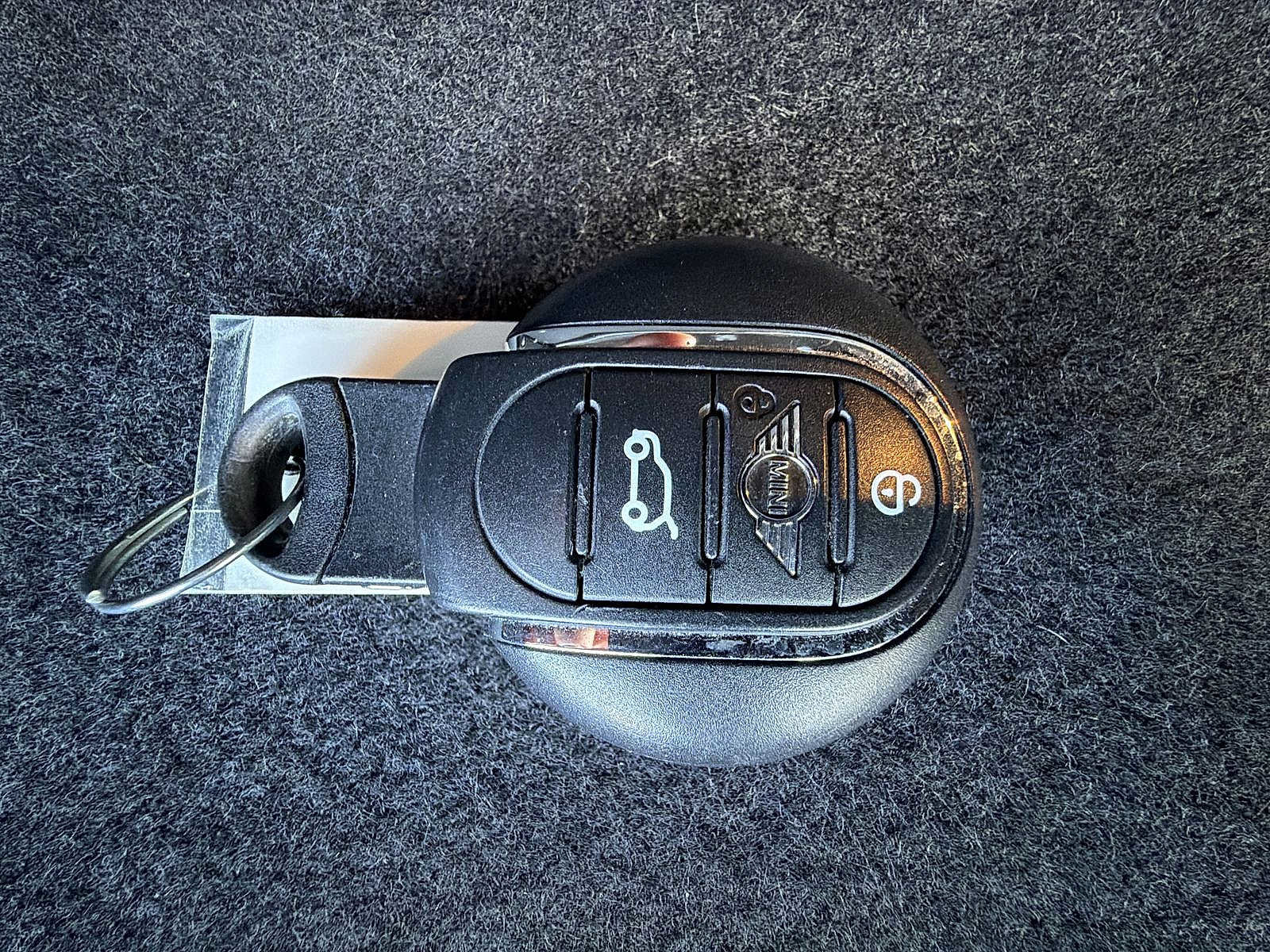Used 2024 MINI Cooper S FWD image 28