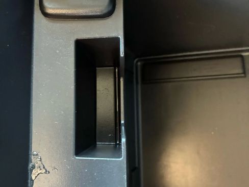 Used 2016 Chevrolet Suburban LS image 26