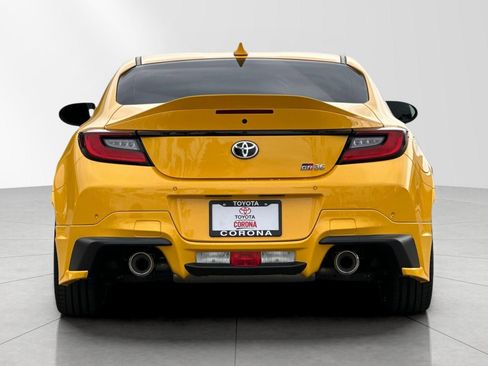 New 2026 Toyota GR86 YUZU Limited image 4