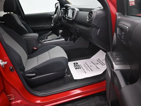 Used 2023 Toyota Tacoma TRD Sport AWD/4WD image 13