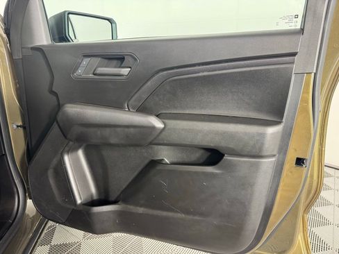 Used 2023 Chevrolet Colorado W/T RWD image 35