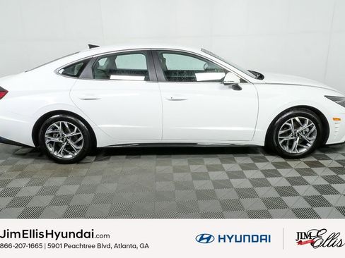 Certified 2023 Hyundai Sonata SEL w/ Cargo Package image 4