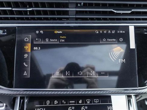 New 2026 Audi RS Q8 performance image 14