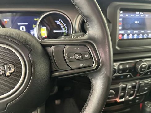 Used 2023 Jeep Wrangler Unlimited w/ Cold Weather Group image 16