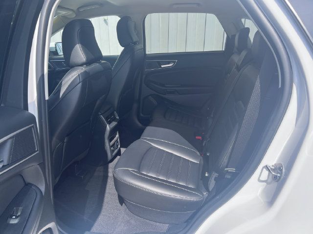 Used 2023 Ford Edge SEL w/ Convenience Package AWD/4WD image 12
