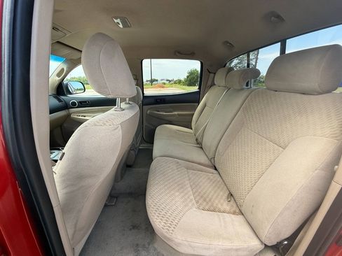 Used 2011 Toyota Tacoma PreRunner w/ Convenience Pkg RWD image 8