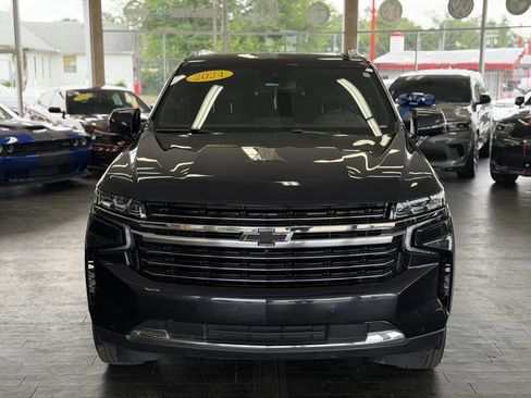 Used 2024 Chevrolet Suburban LT w/ Luxury Package AWD/4WD image 17