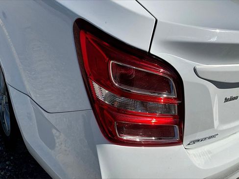 Used 2019 Chevrolet Sonic LT image 29