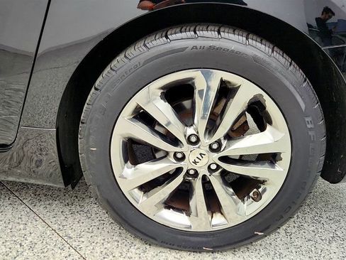 Used 2018 Kia Sedona SX Limited w/ SX Limited Prestige Package image 9