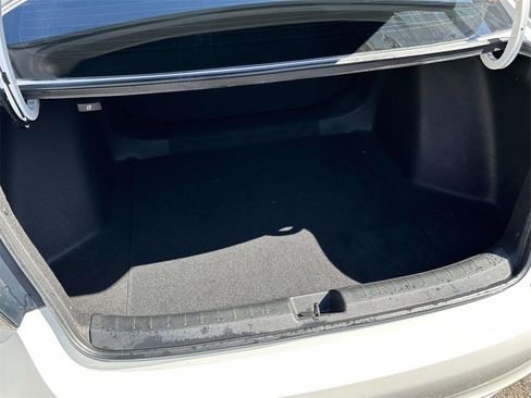 Used 2023 Honda Civic Sport image 11