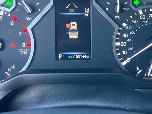 Used 2022 Toyota Tundra SR5 w/ Convenience Package RWD image 30