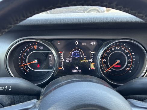 Used 2020 Jeep Gladiator Sport w/ Quick Order Package 23S AWD/4WD image 21