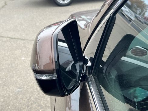 Used 2019 Acura MDX SH-AWD w/ Technology Package image 19