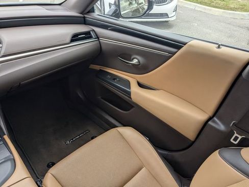 Used 2021 Lexus ES 350 w/ Accessory Package 2 FWD image 18