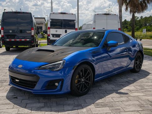 Used 2018 Subaru BRZ Limited w/ Popular Package #3 RWD image 3