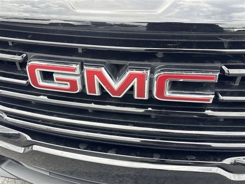 Certified 2023 GMC Terrain SLE w/ Driver Convenience Package FWD image 29