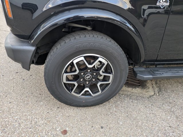 Used 2023 Ford Bronco Outer Banks AWD/4WD image 10