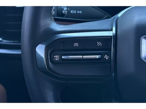 Used 2023 GMC Canyon AT4 w/ AT4 Premium Package image 26