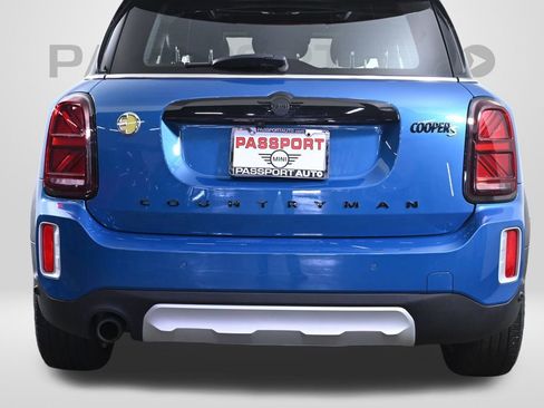 Certified 2023 MINI Cooper Countryman SE w/ Storage Package image 9