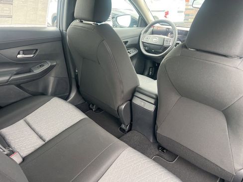 New 2026 Nissan Sentra SV w/ SV Convenience Package FWD image 40