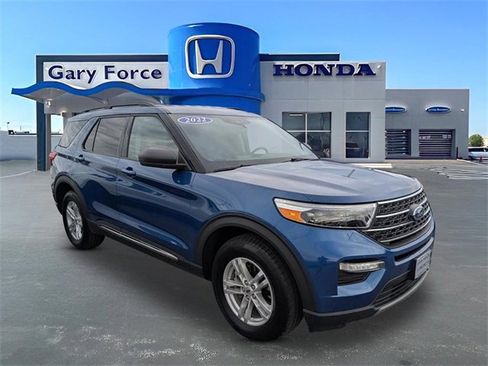 Used 2022 Ford Explorer XLT w/ Equipment Group 202A image 1