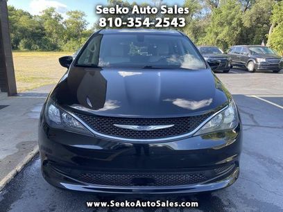 Used 2017 Chrysler Pacifica LX